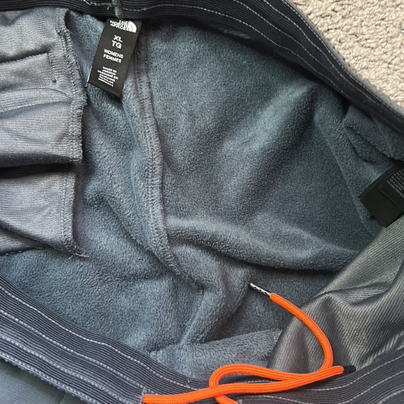 The North Face Fleece Lined Pants - Picture 4 of 7